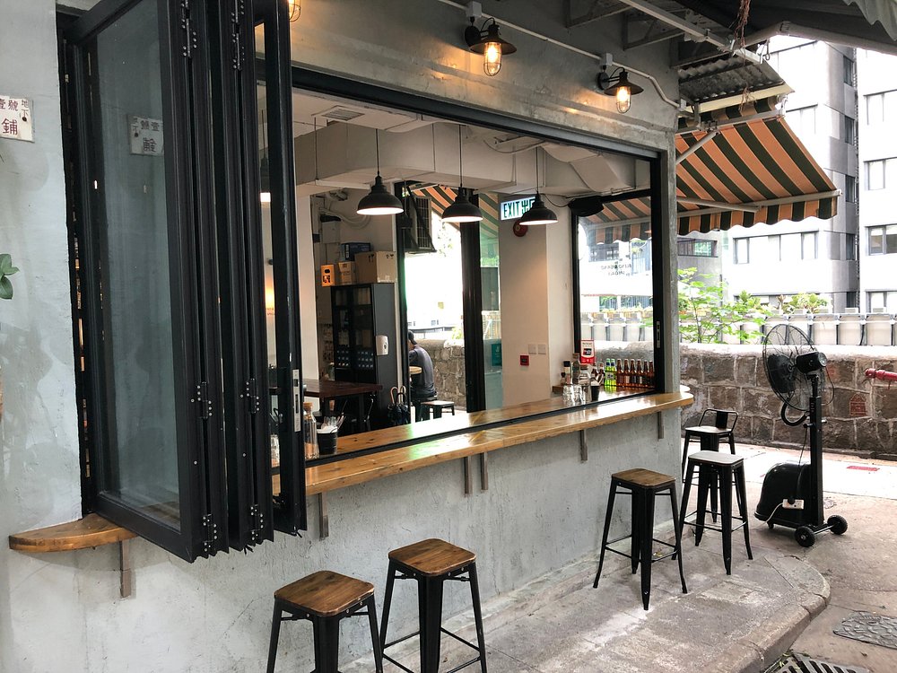 Blend & Grind on Sun Street